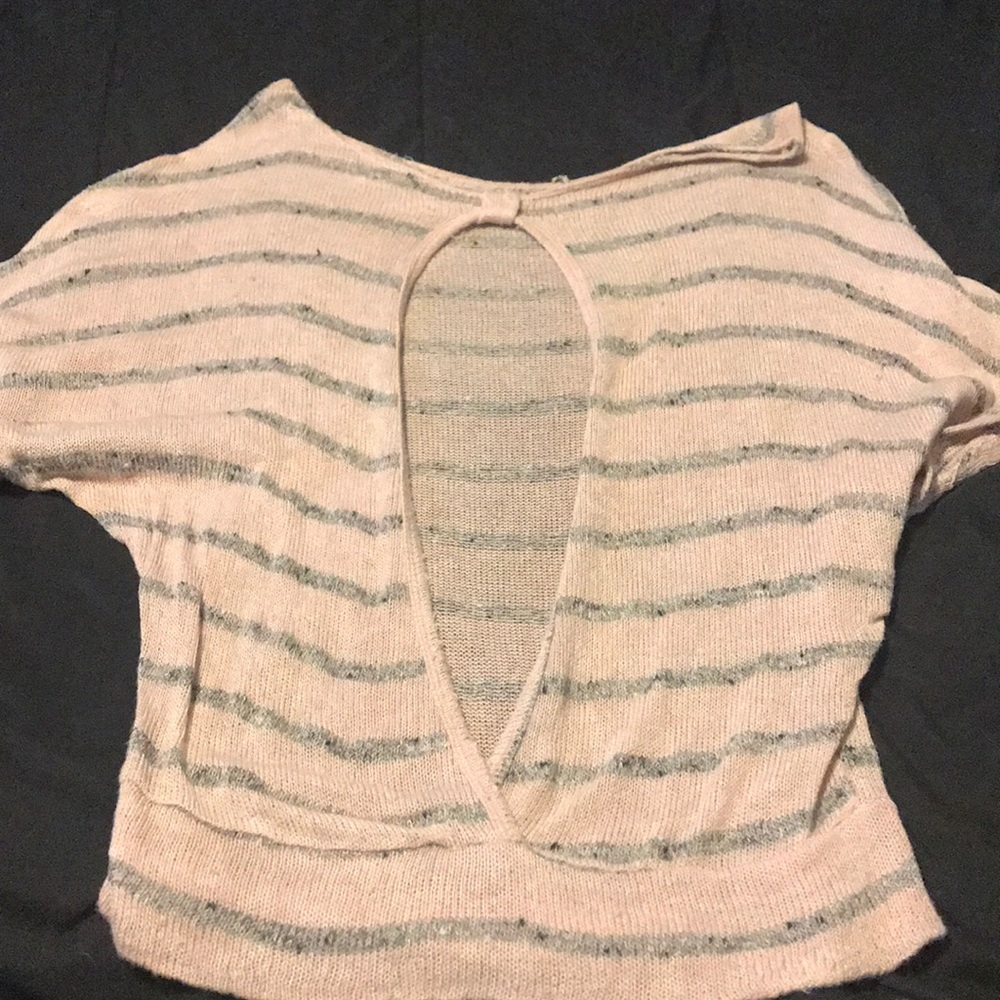Light backless top - Picture 2 of 2